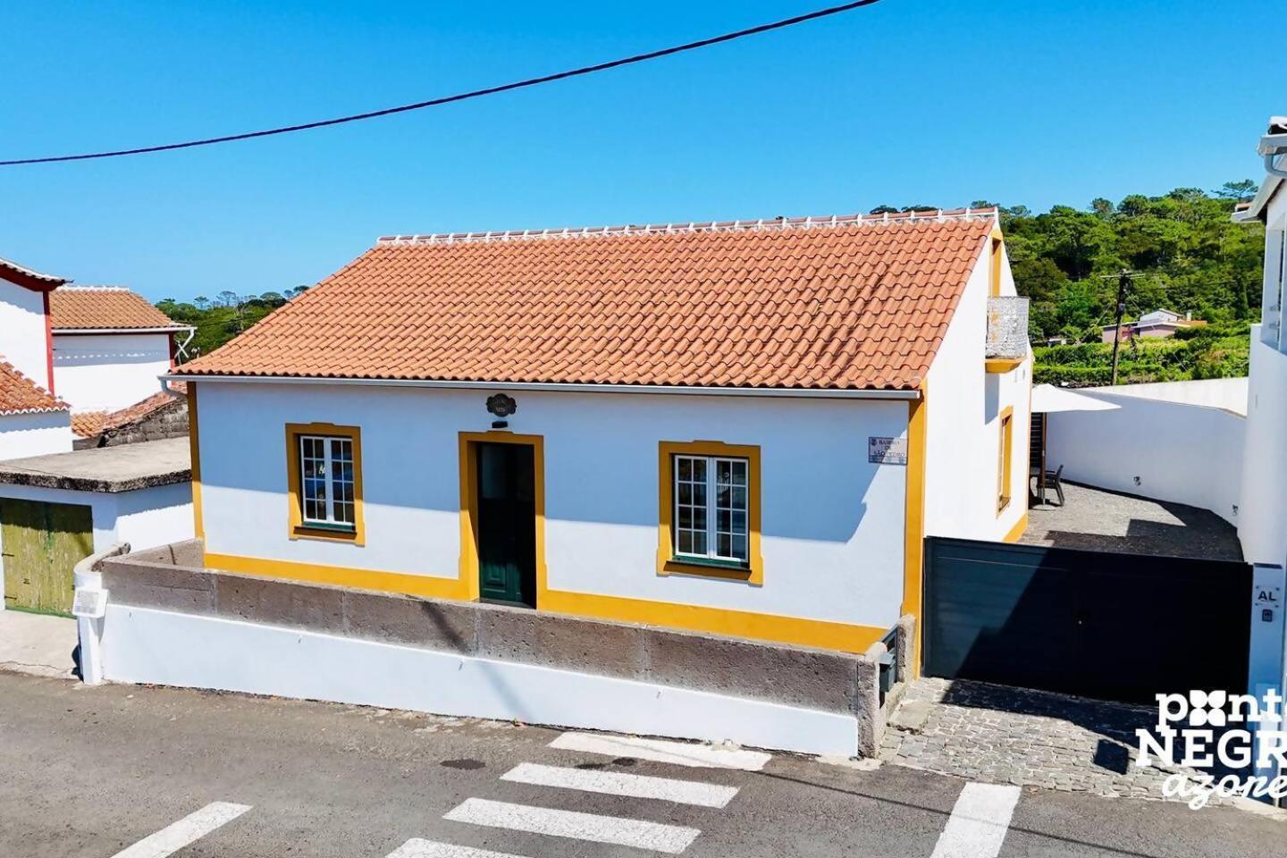 Casa Da Gente By Pontanegraazores Biscoitos  Стая снимка
